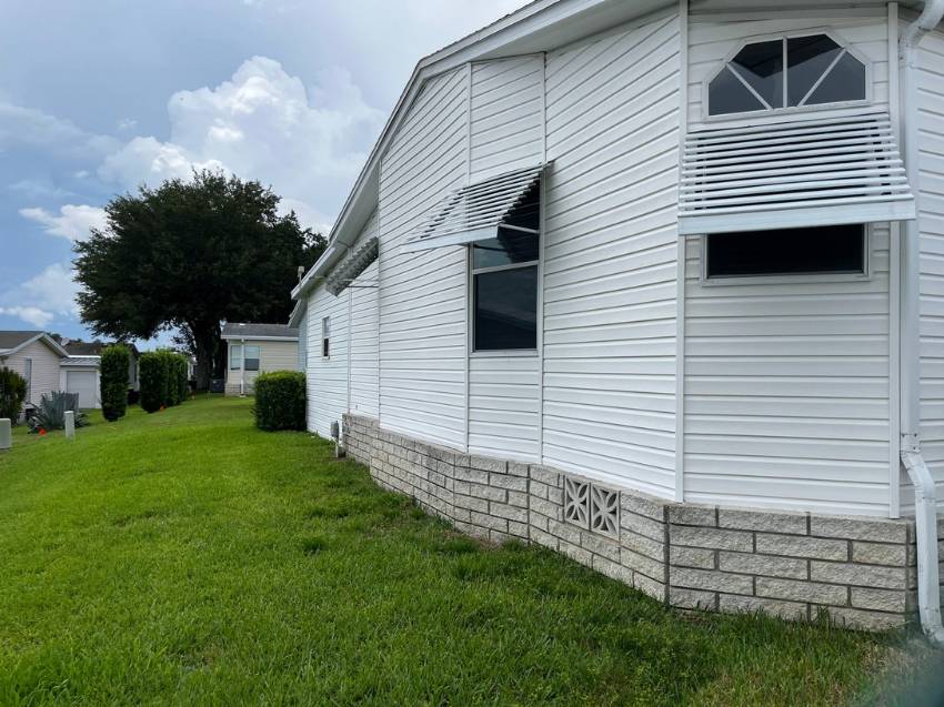 2417 Crooked Stick Drive a Winter Haven, FL Mobile or Manufactured Home for Sale